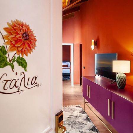 Hotel Archontiko Parnassus Dadi Amfiklia Esterno foto