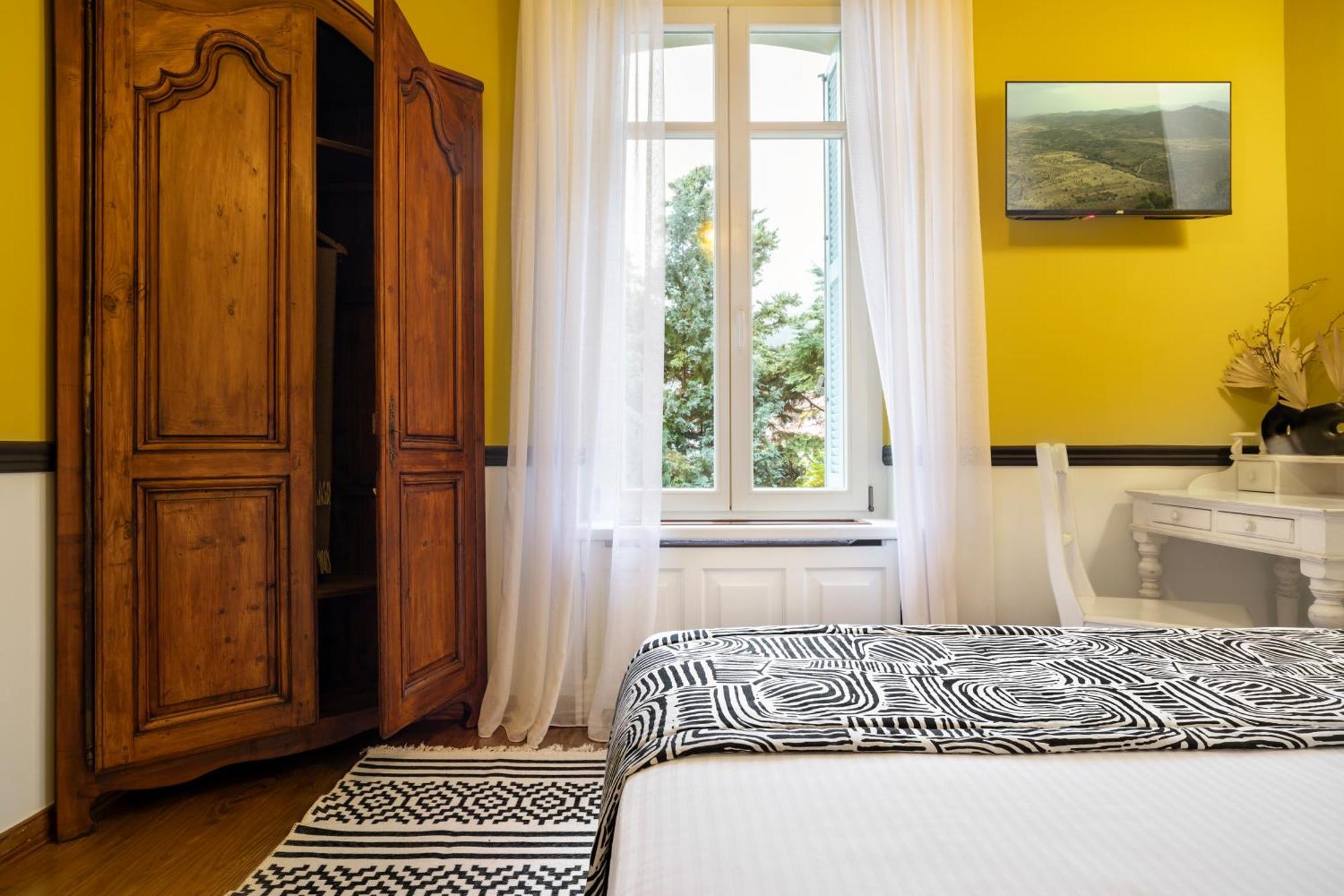 Hotel Archontiko Parnassus Dadi Amfiklia Esterno foto