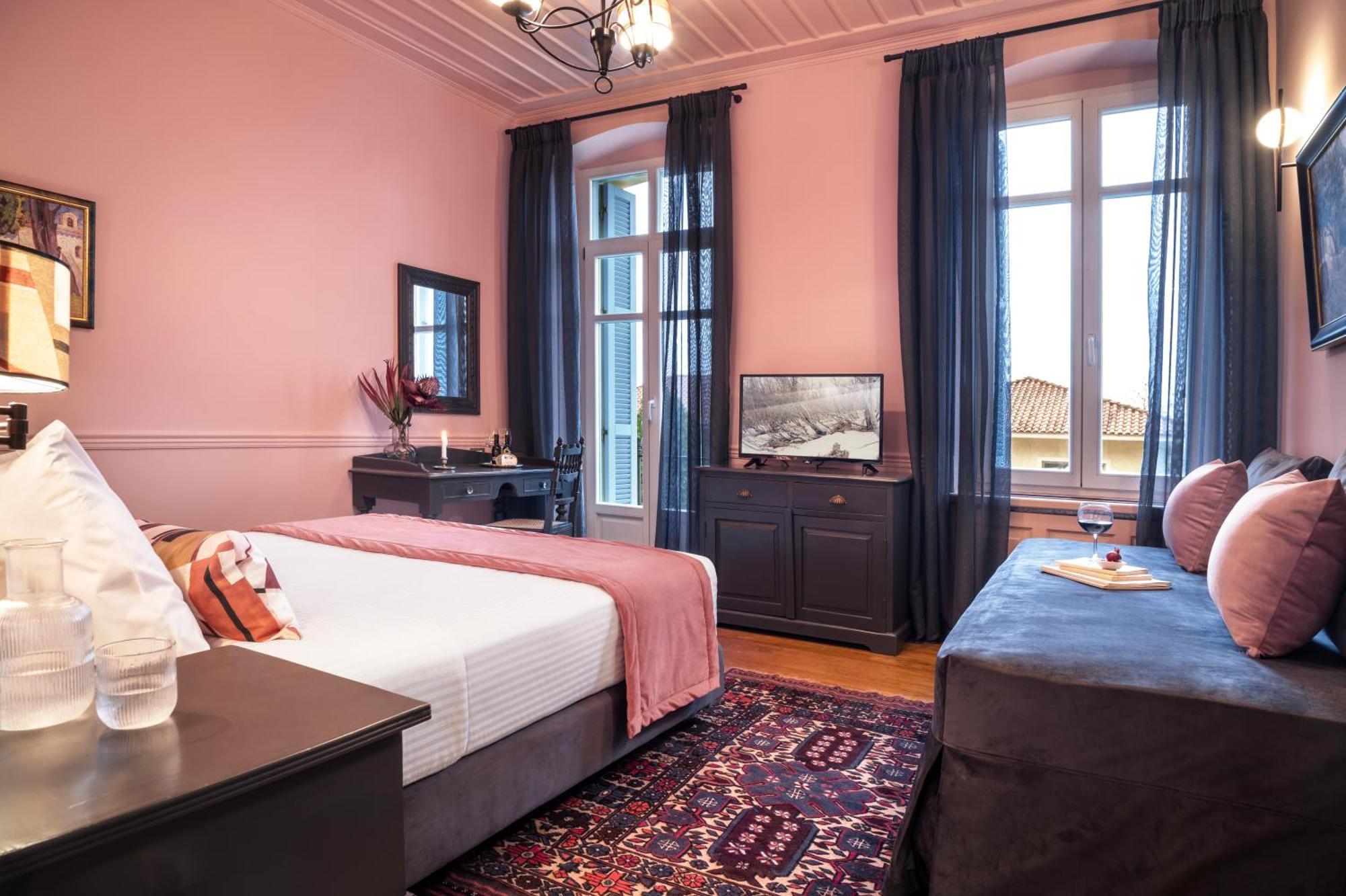 Hotel Archontiko Parnassus Dadi Amfiklia Esterno foto